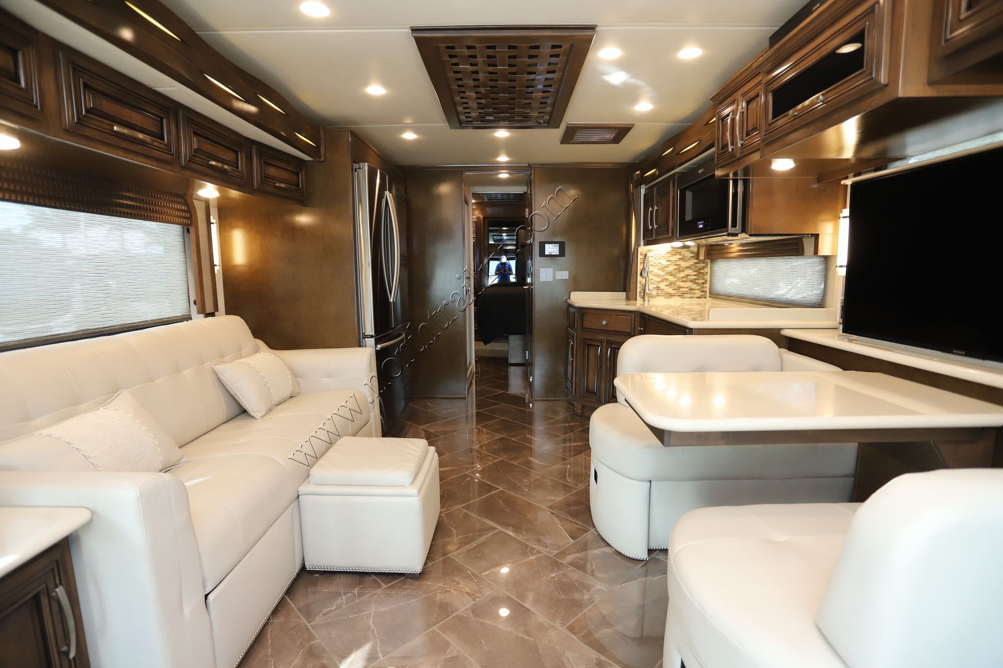 Used 2019 Newmar New Aire 3341 Class A  For Sale