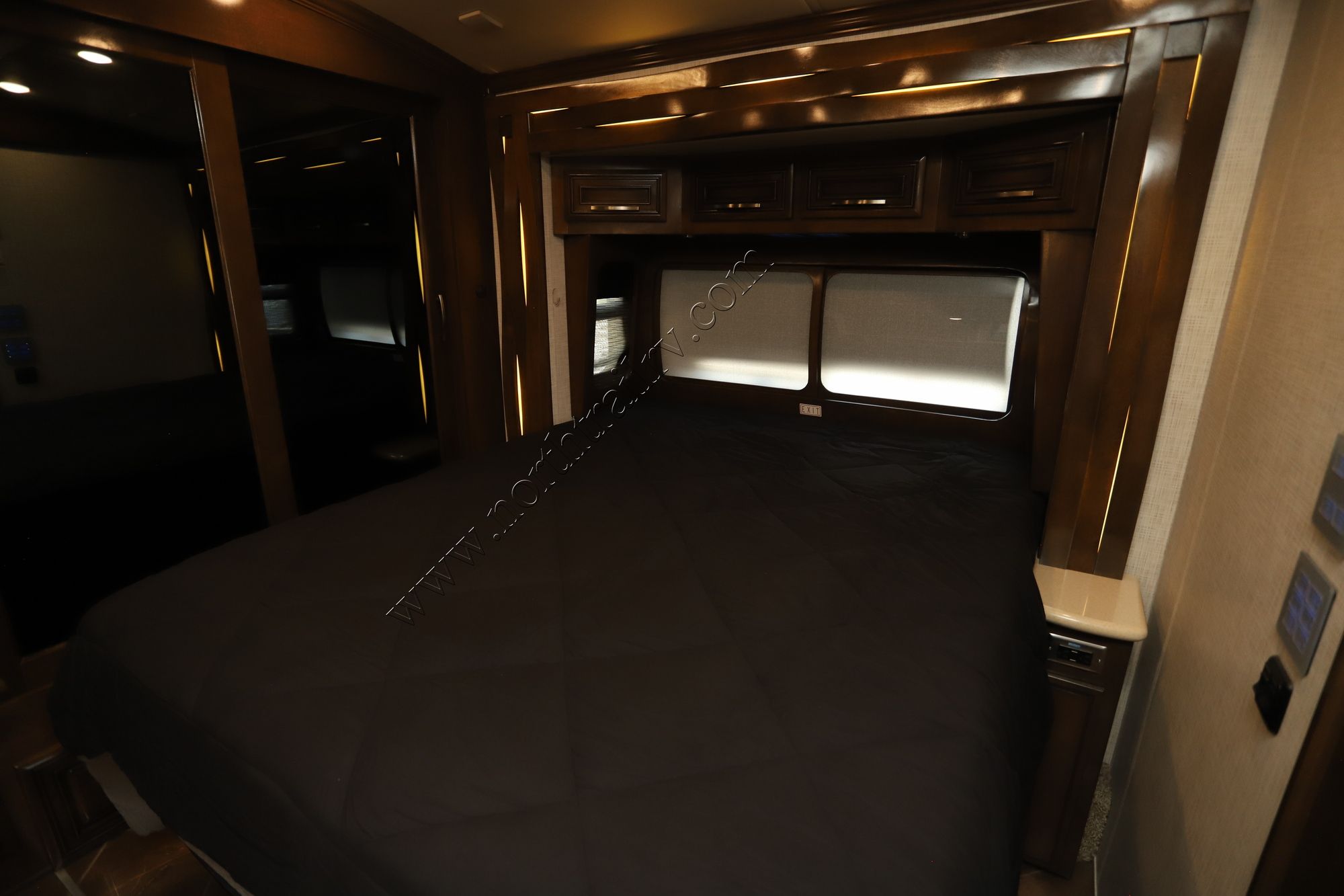 Used 2019 Newmar New Aire 3341 Class A  For Sale