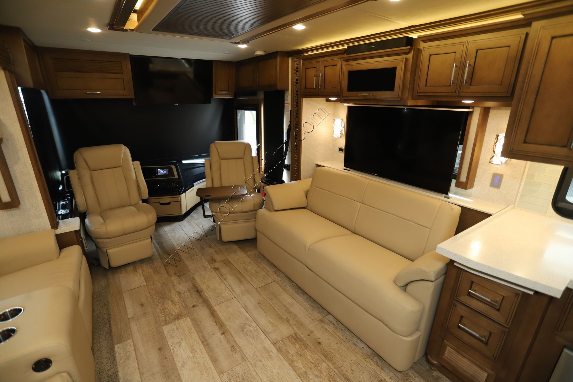 Used 2020 Newmar Ventana 4037 Class A  For Sale