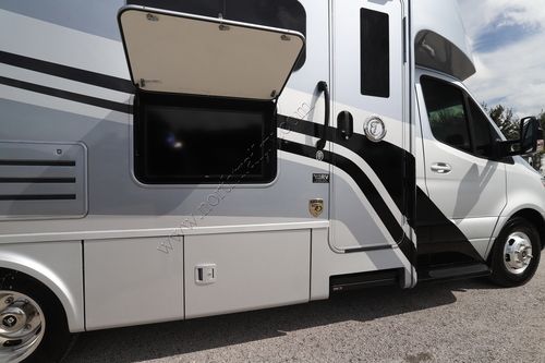 2023 Tiffin Motor Homes Wayfarer 25RW