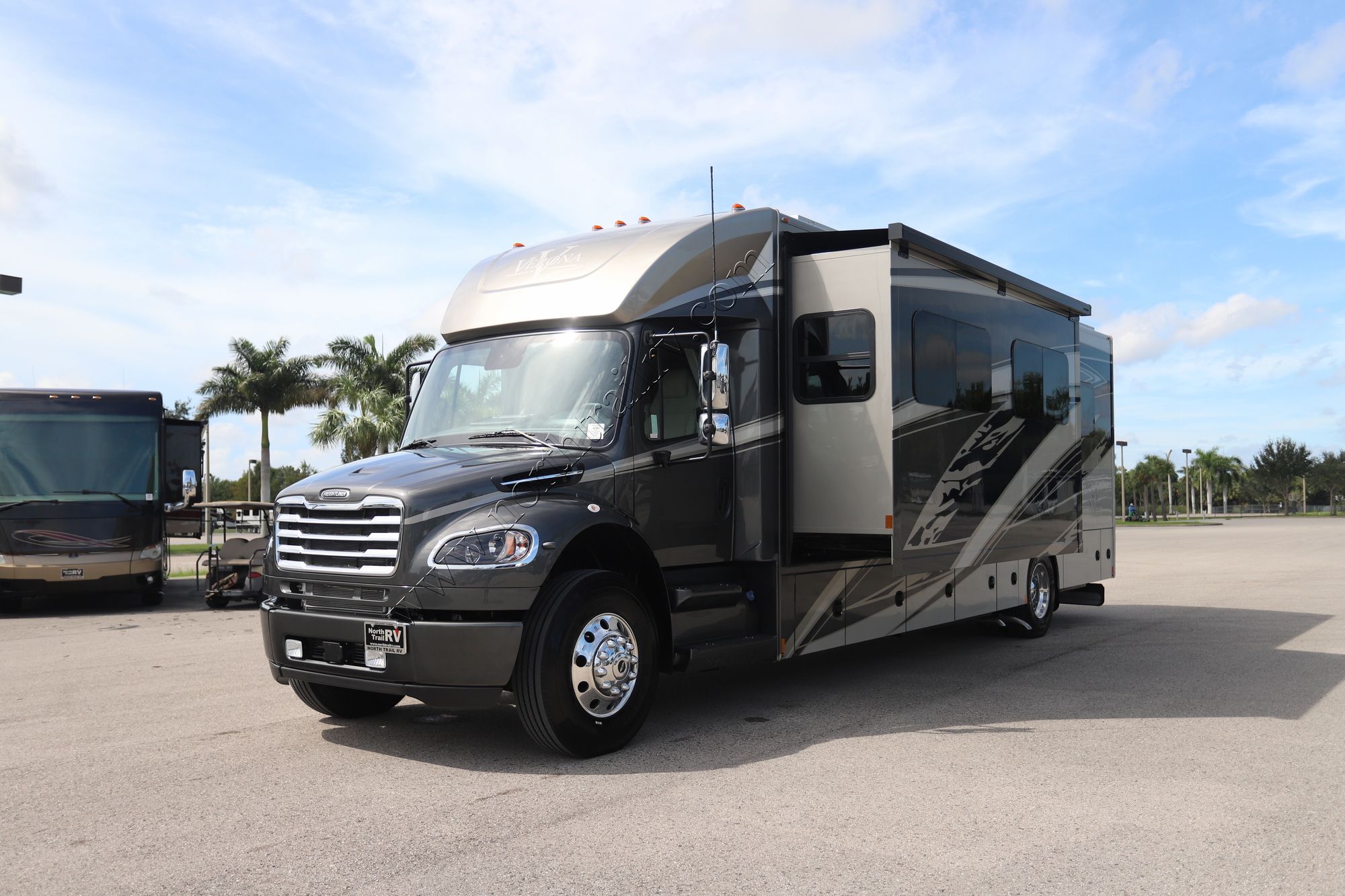 New 2025 Renegade Rv Verona 36VSB Super C  For Sale