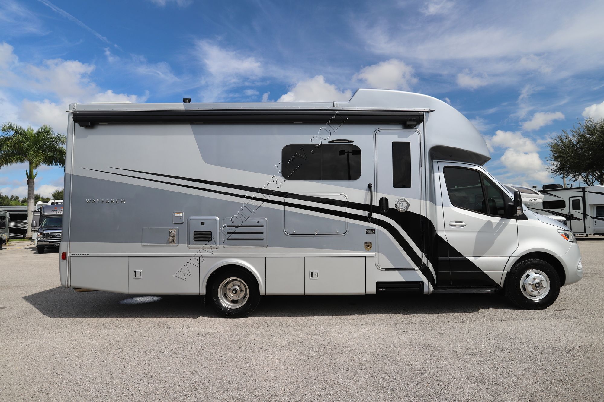 Used 2023 Tiffin Motor Homes Wayfarer 25RW Class C  For Sale