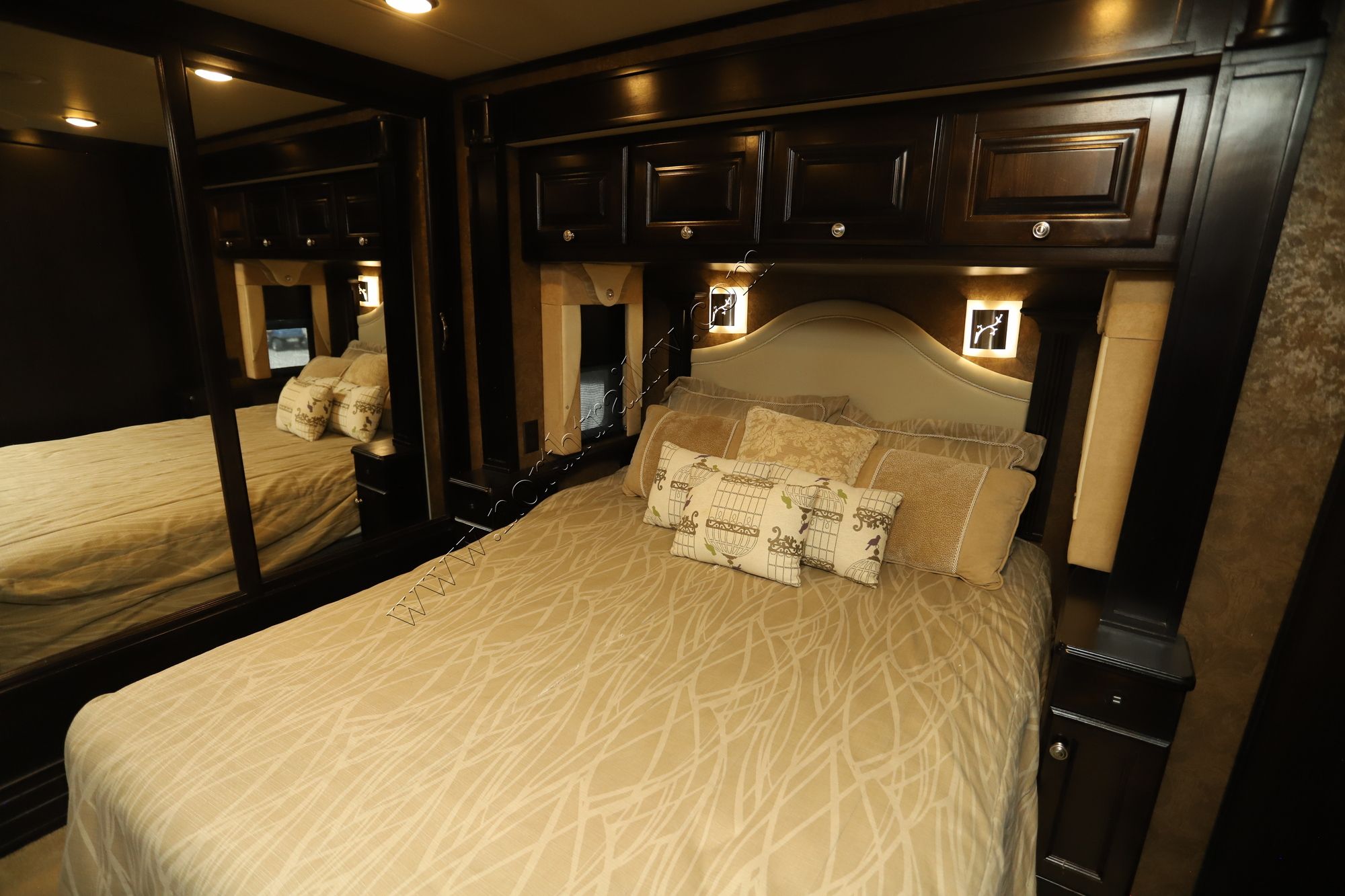 Used 2015 Tiffin Motor Homes Allegro Red 36QSA Class A  For Sale