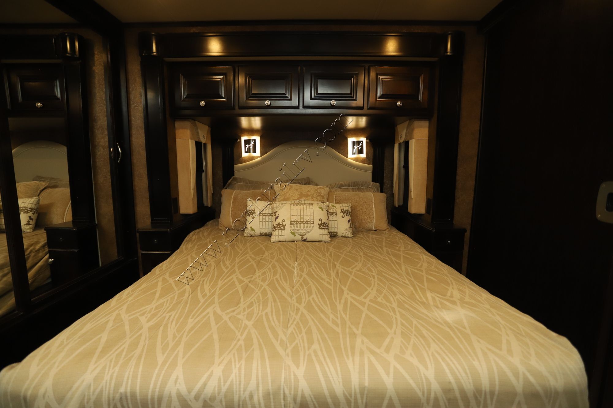 Used 2015 Tiffin Motor Homes Allegro Red 36QSA Class A  For Sale