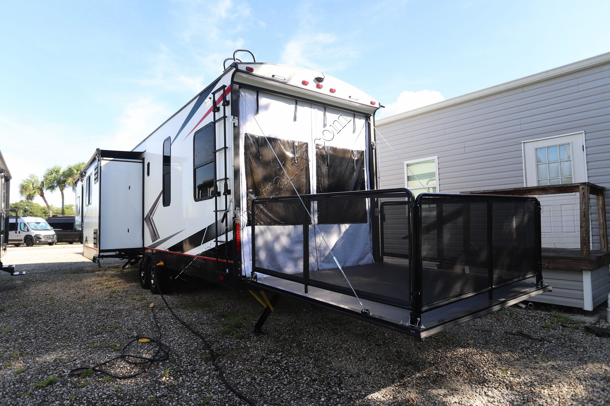 Used 2022 Cruiser Rv Stryker STG3313 Travel Trailer  For Sale