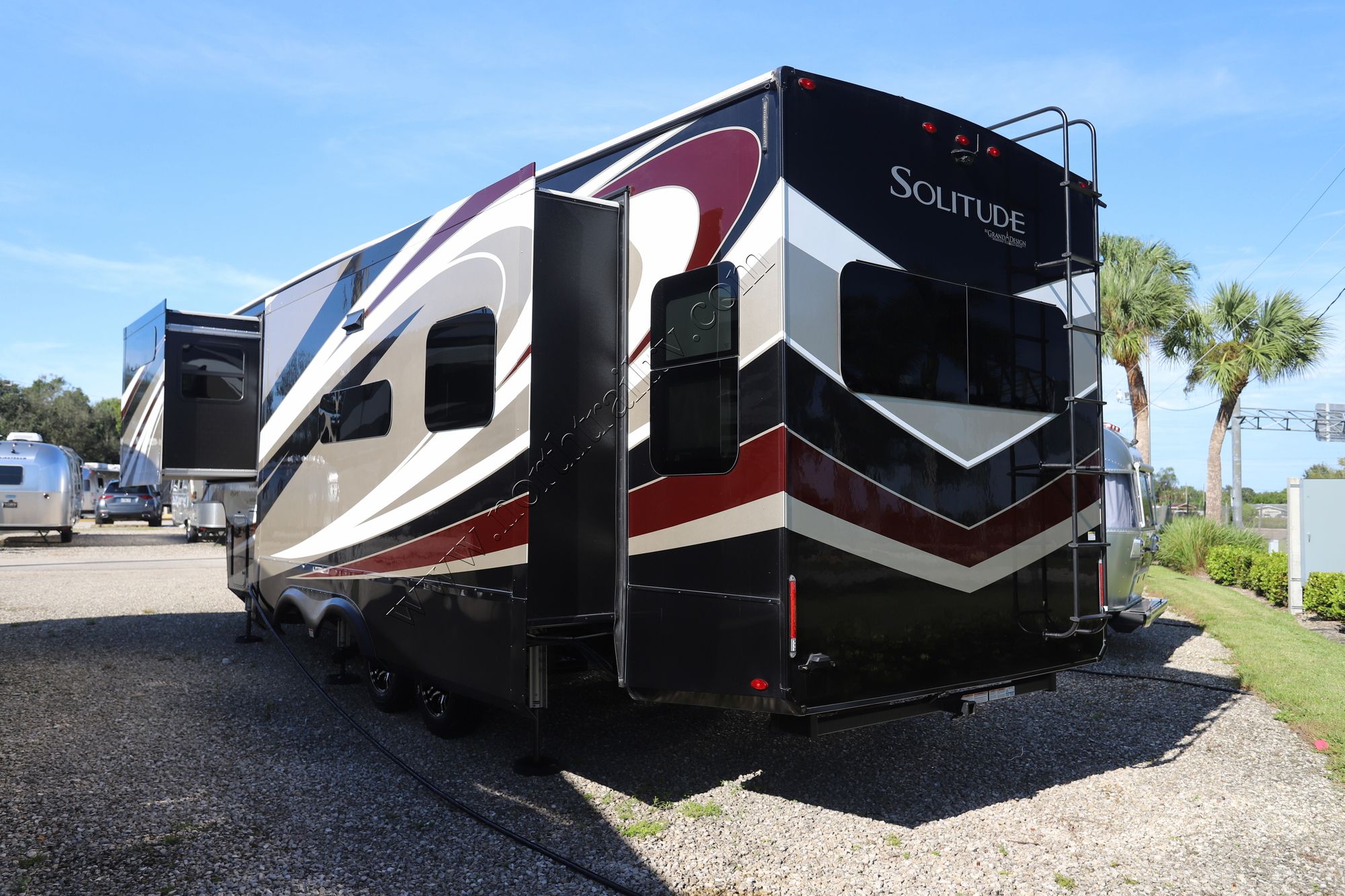 Used 2022 Grand Design Solitude 310GKR Fifth Wheel  For Sale