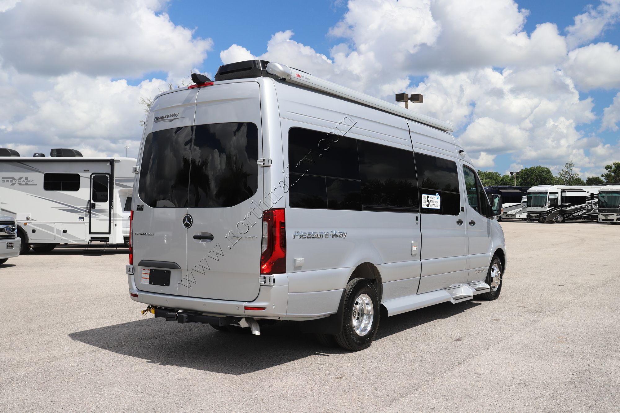 New 2025 Pleasure-Way Plateau TS Class B  For Sale