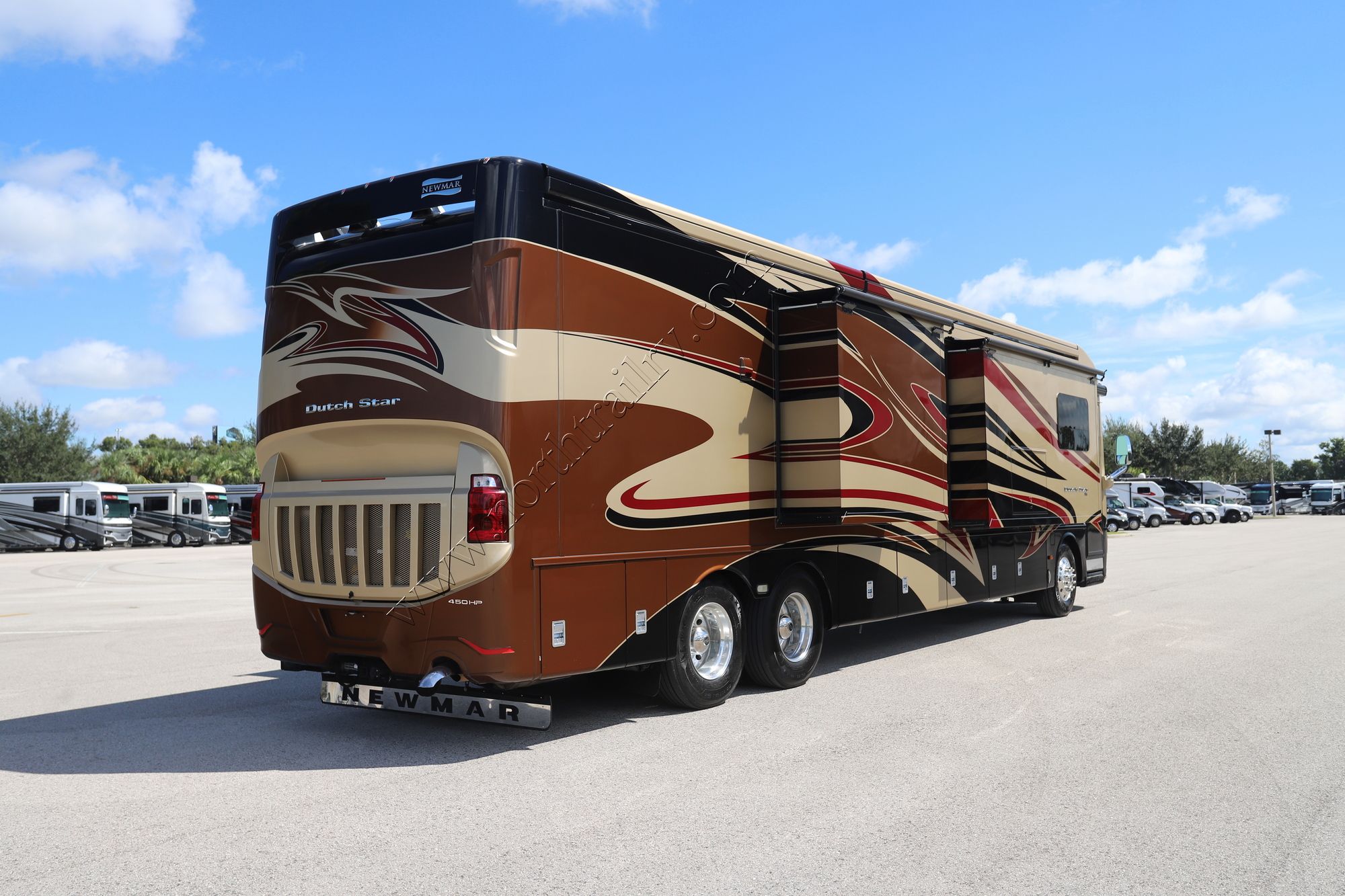 Used 2015 Newmar Dutch Star 4369 Class A  For Sale