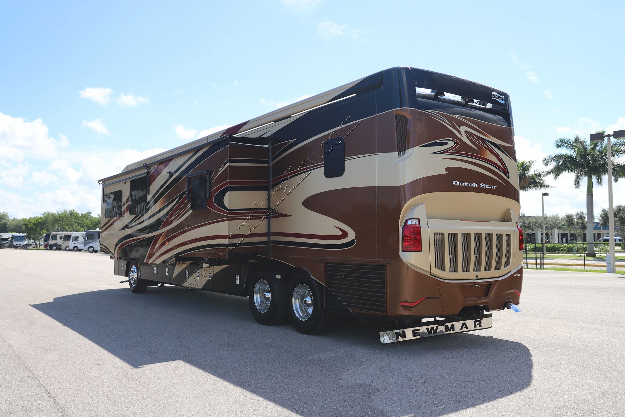 Used 2015 Newmar Dutch Star 4369 Class A  For Sale