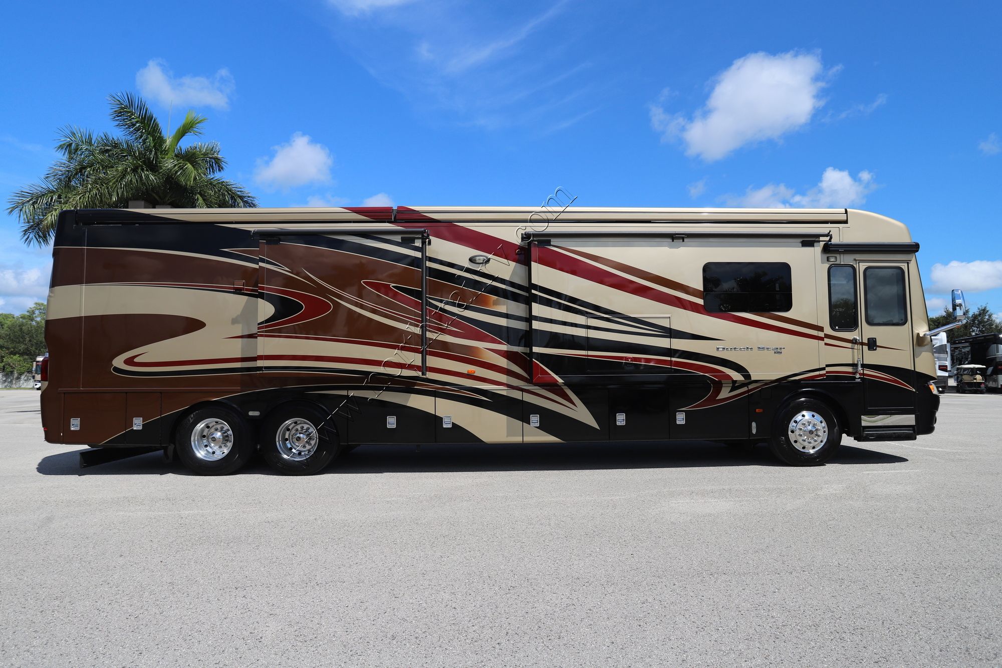 Used 2015 Newmar Dutch Star 4369 Class A  For Sale