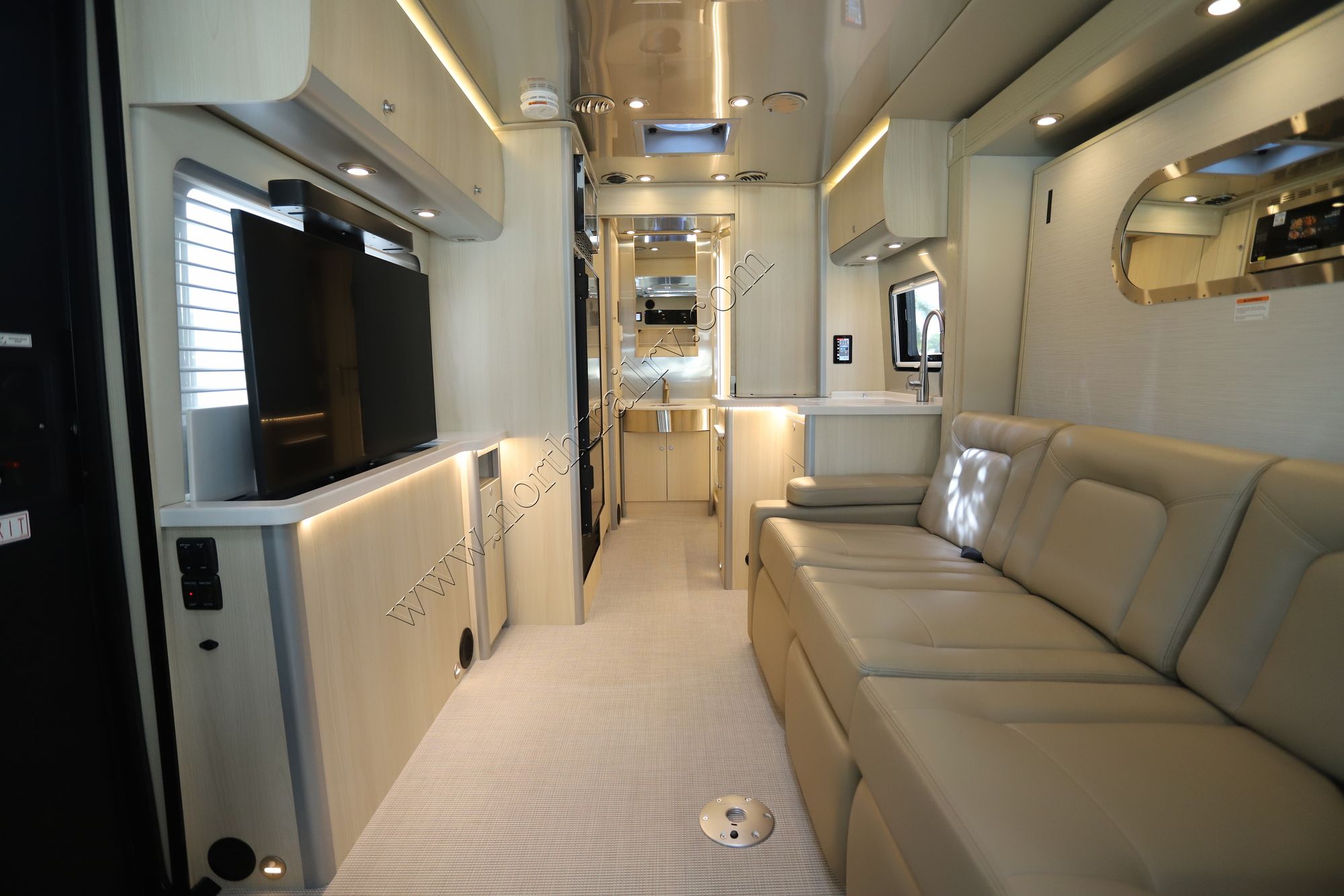 New 2025 Airstream Atlas ATL ALN 25 Class C  For Sale