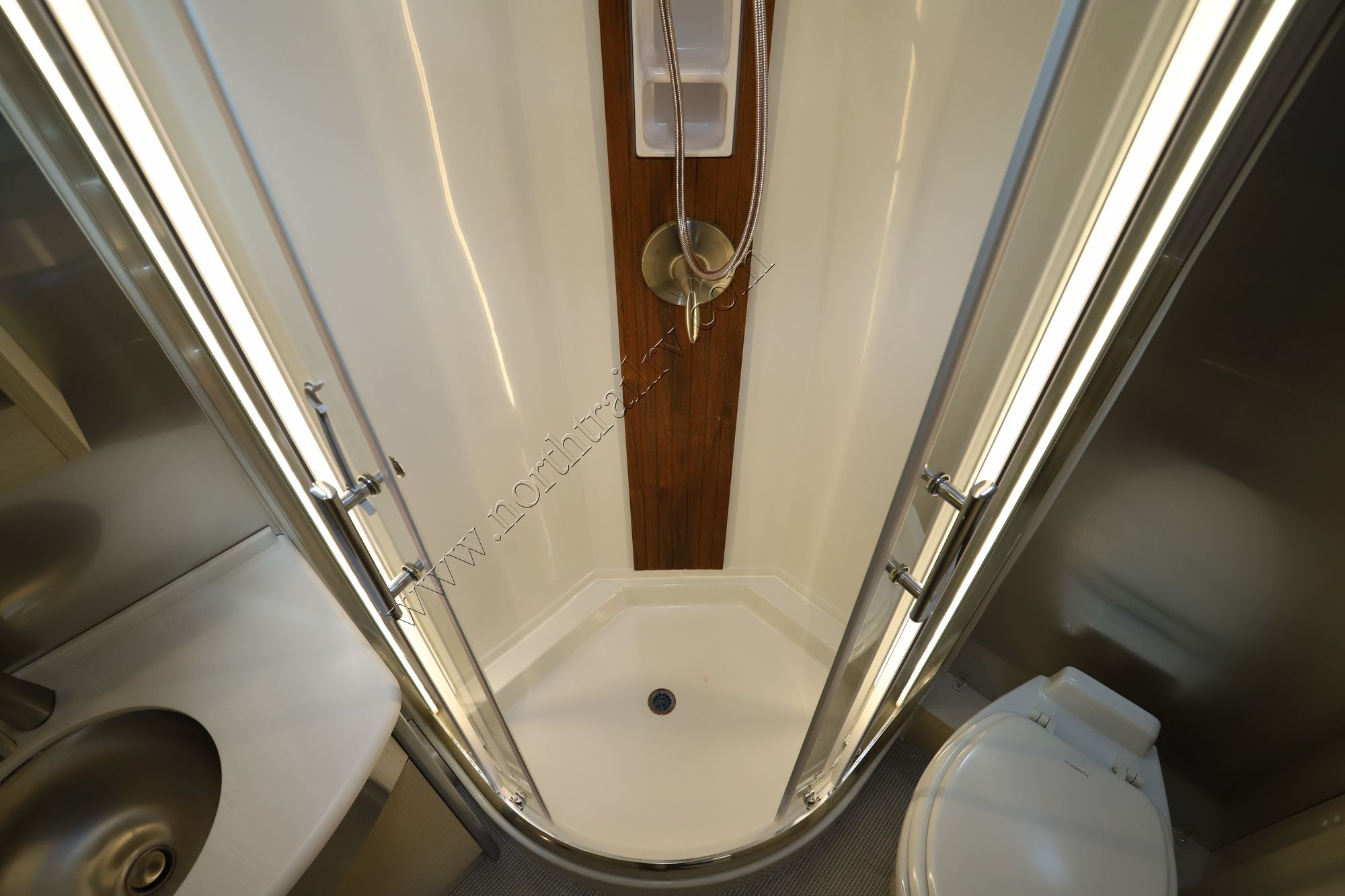 New 2025 Airstream Atlas ATL ALN 25 Class C  For Sale