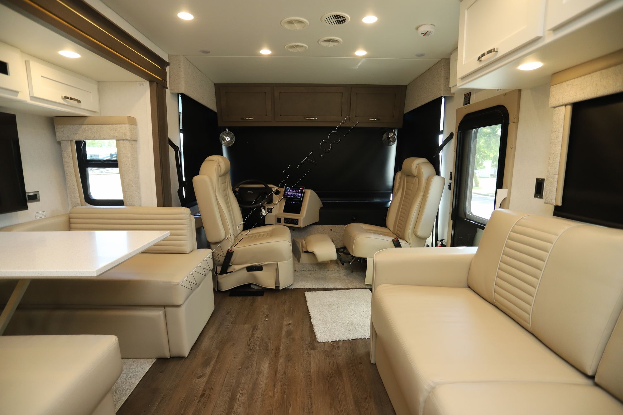 New 2025 Newmar Bay Star Sport 3016 Class A  For Sale