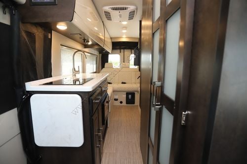 2025 Jayco Solstice 21B