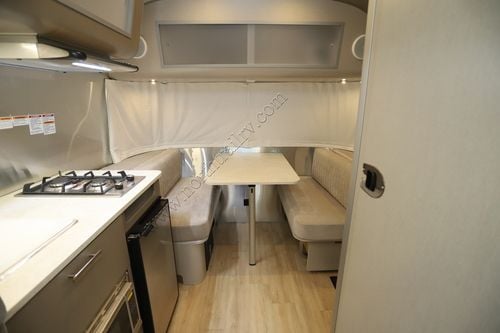 2025 Airstream Caravel 16RB