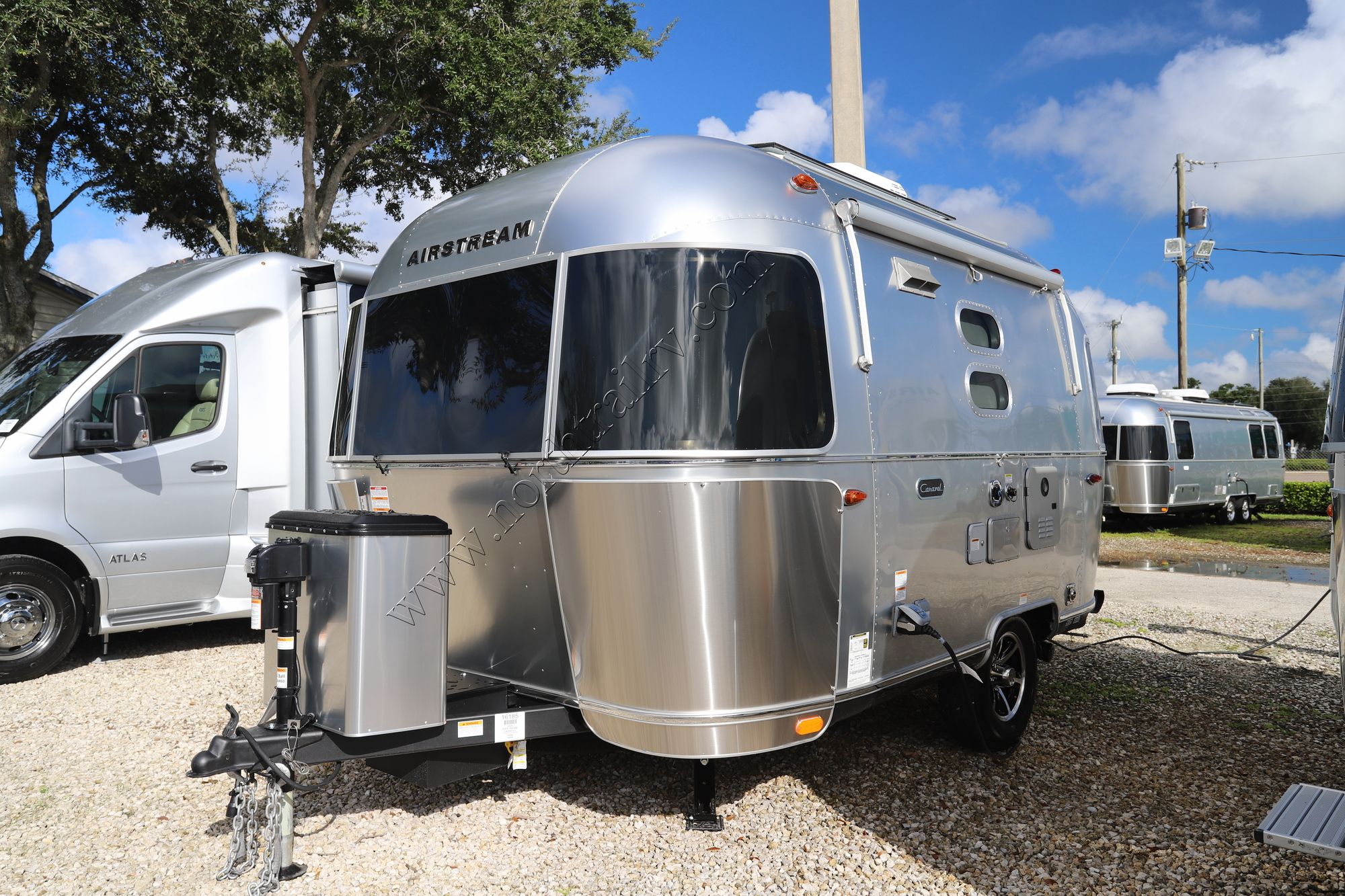 2025 Airstream Caravel 16RB Travel Trailer New  For Sale