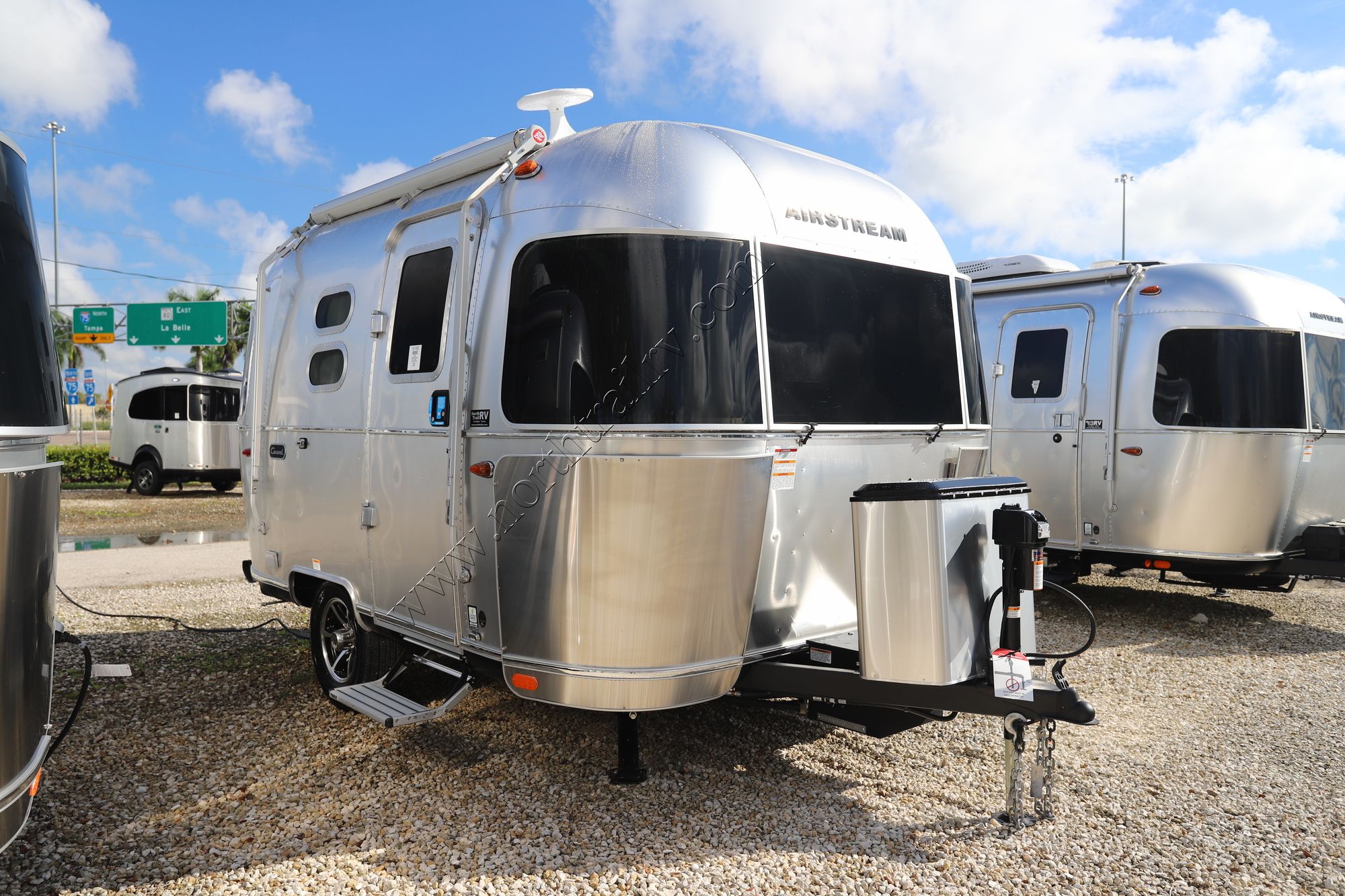 2025 Airstream Caravel 16RB Travel Trailer New  For Sale