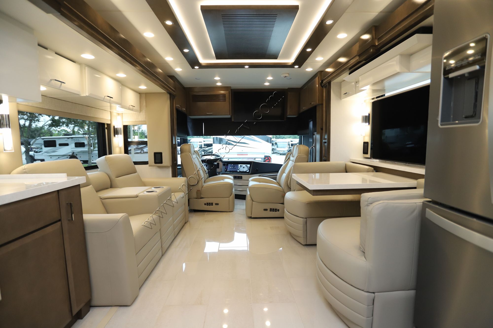 New 2025 Newmar Mountain Aire 3825 Class A  For Sale