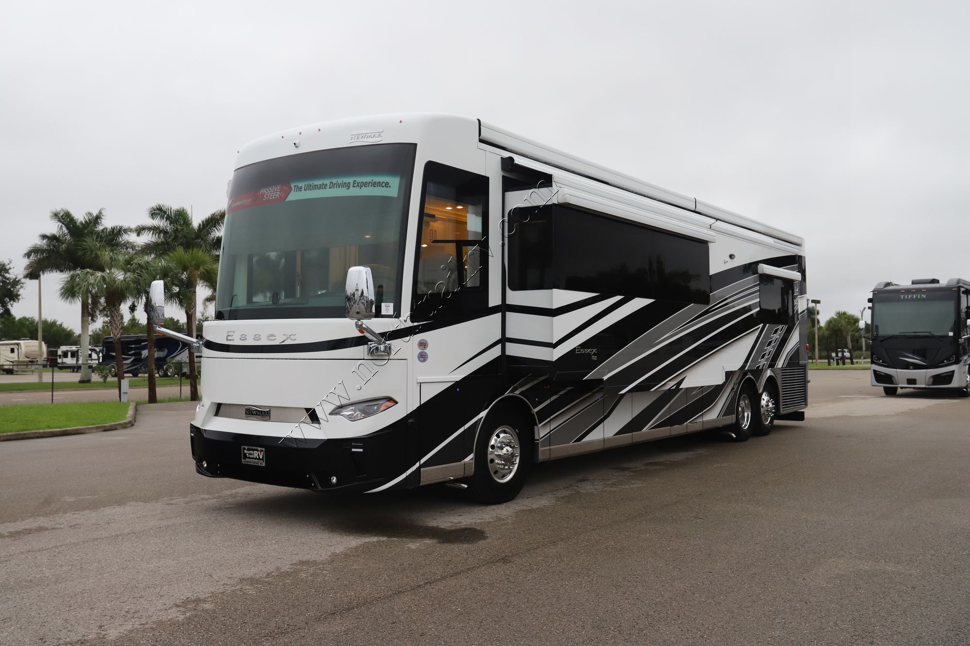 New 2025 Newmar Essex 4569 Class A  For Sale