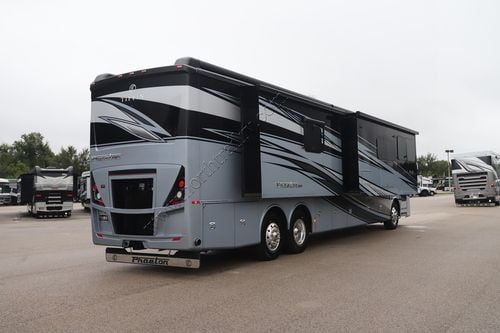 2025 Tiffin Motor Homes Phaeton 44OH