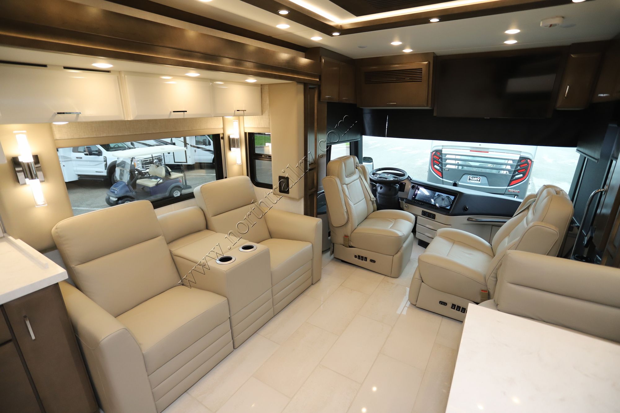 New 2025 Newmar Mountain Aire 3825 Class A  For Sale