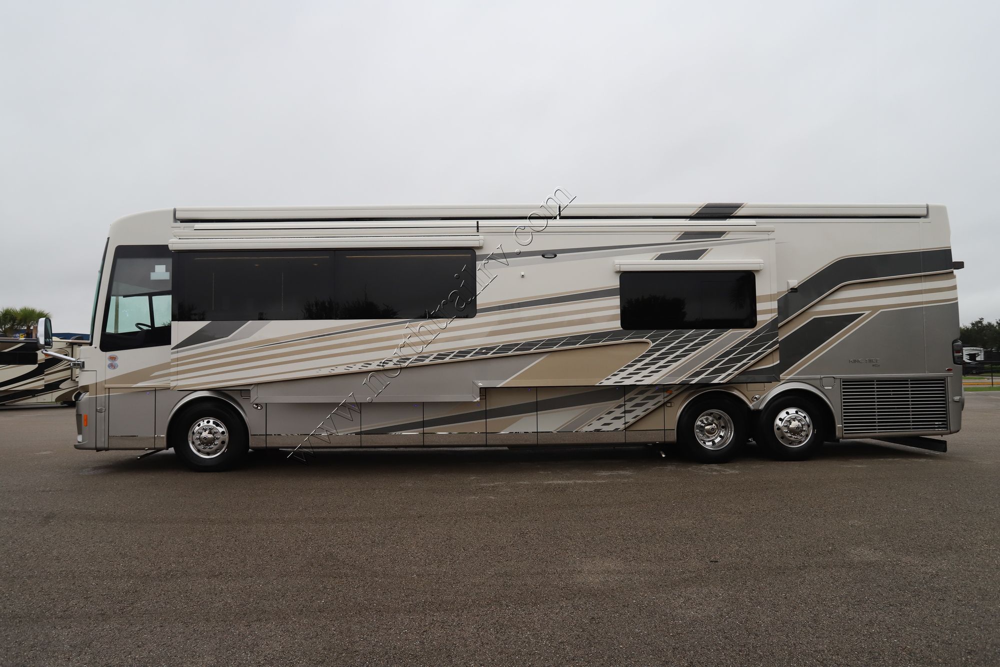 New 2025 Newmar King Aire 4531 Class A  For Sale