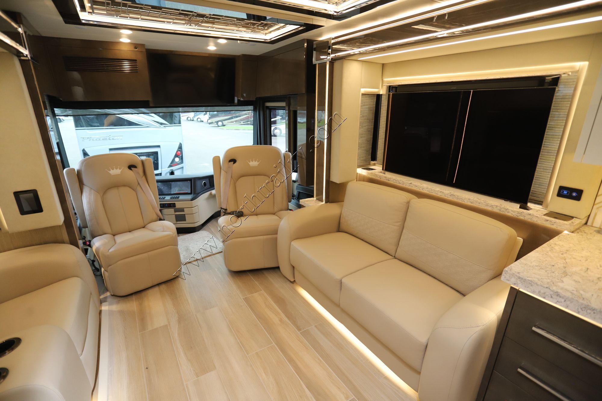 New 2025 Newmar King Aire 4531 Class A  For Sale