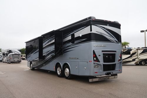 2025 Tiffin Motor Homes Phaeton 44OH