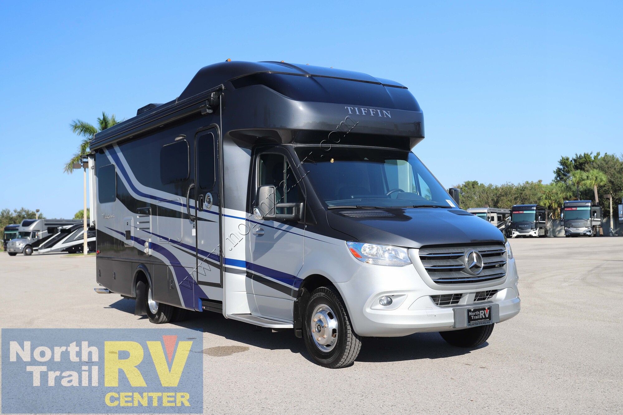 Used 2020 Tiffin Motor Homes Wayfarer 25QW Class C  For Sale