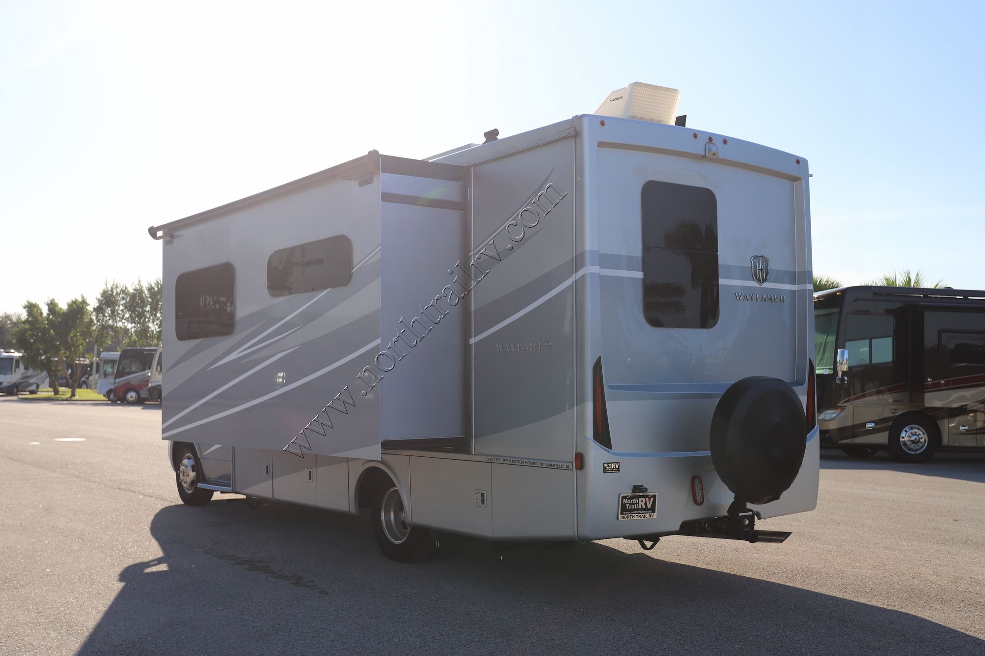 Used 2022 Tiffin Motor Homes Wayfarer 25RW Class C  For Sale