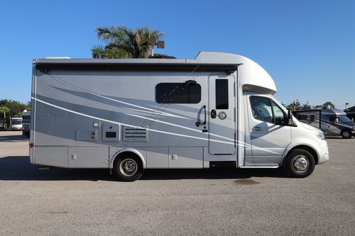 2022 Tiffin Motor Homes Wayfarer 25RW