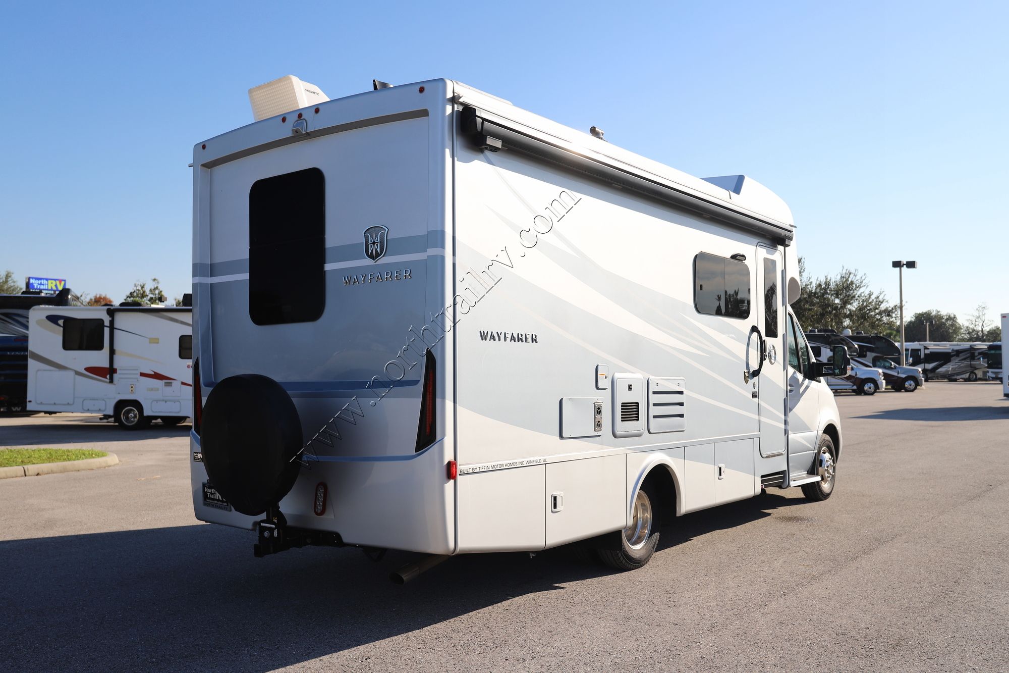 Used 2022 Tiffin Motor Homes Wayfarer 25RW Class C  For Sale