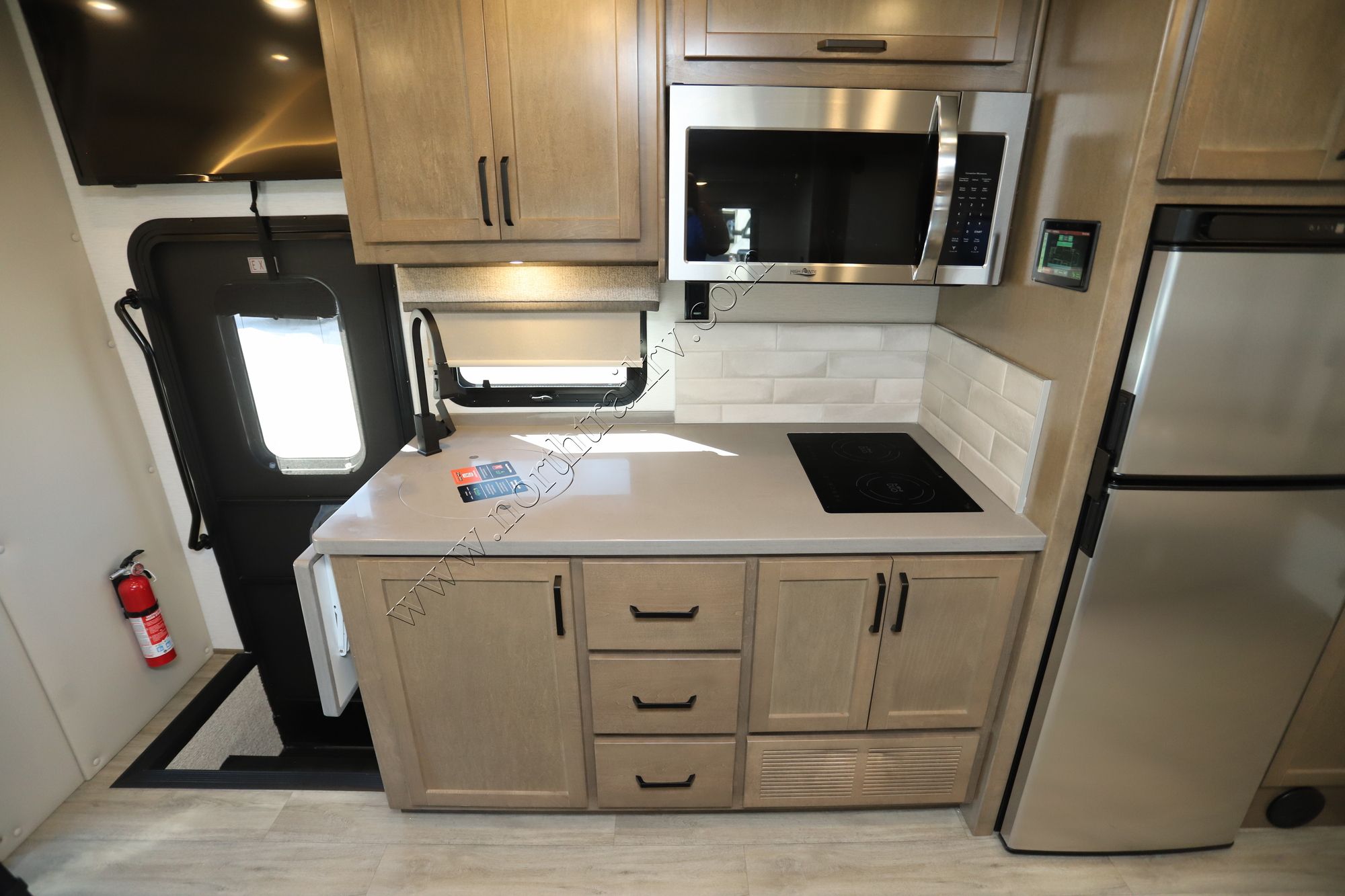 New 2025 Renegade Rv Veracruz 30VRM Super C  For Sale