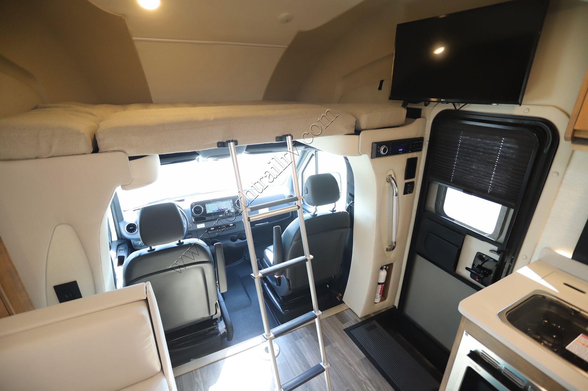 Used 2020 Tiffin Motor Homes Wayfarer 25QW Class C  For Sale