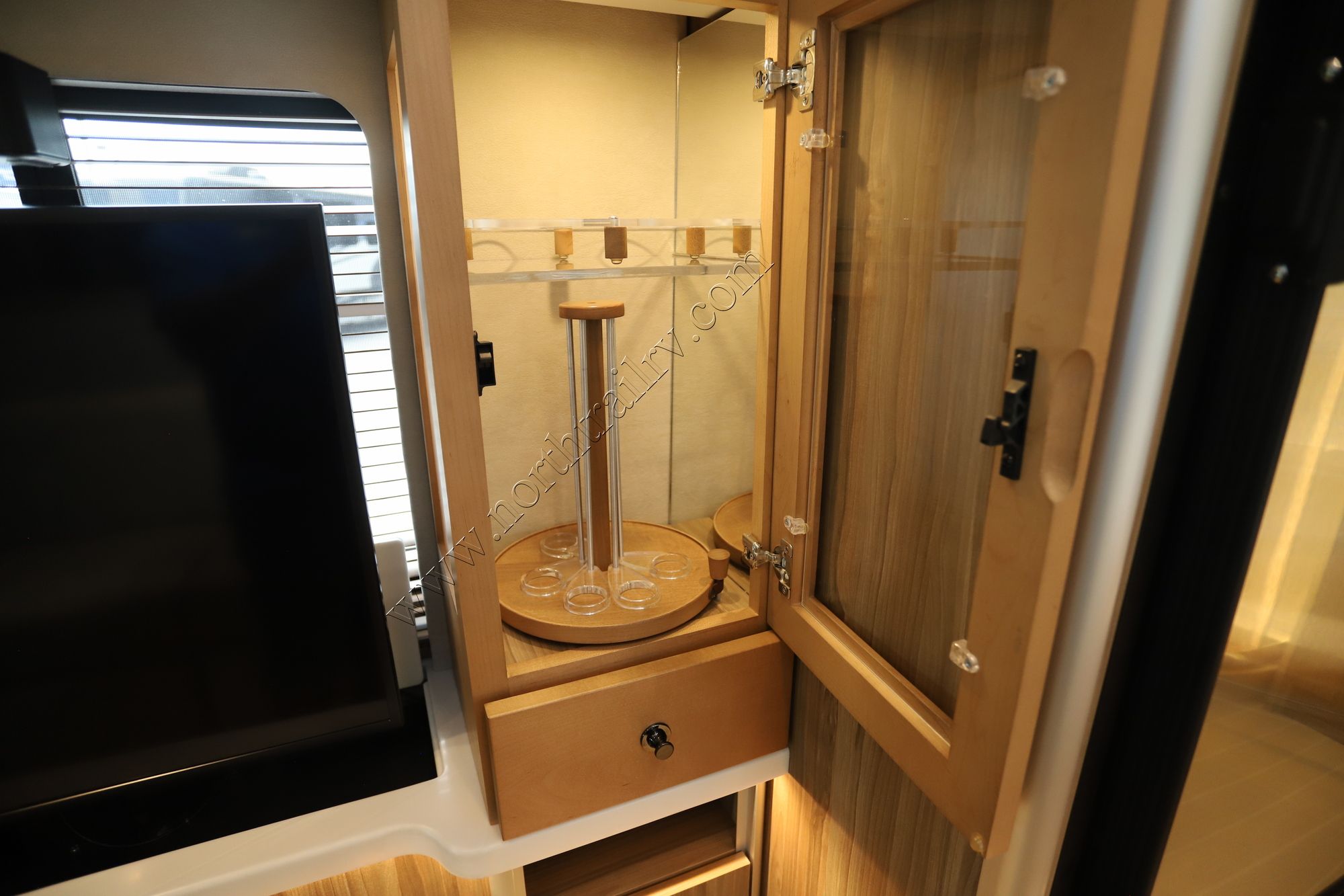 Used 2021 Airstream Atlas Tommy Bahama Class C  For Sale