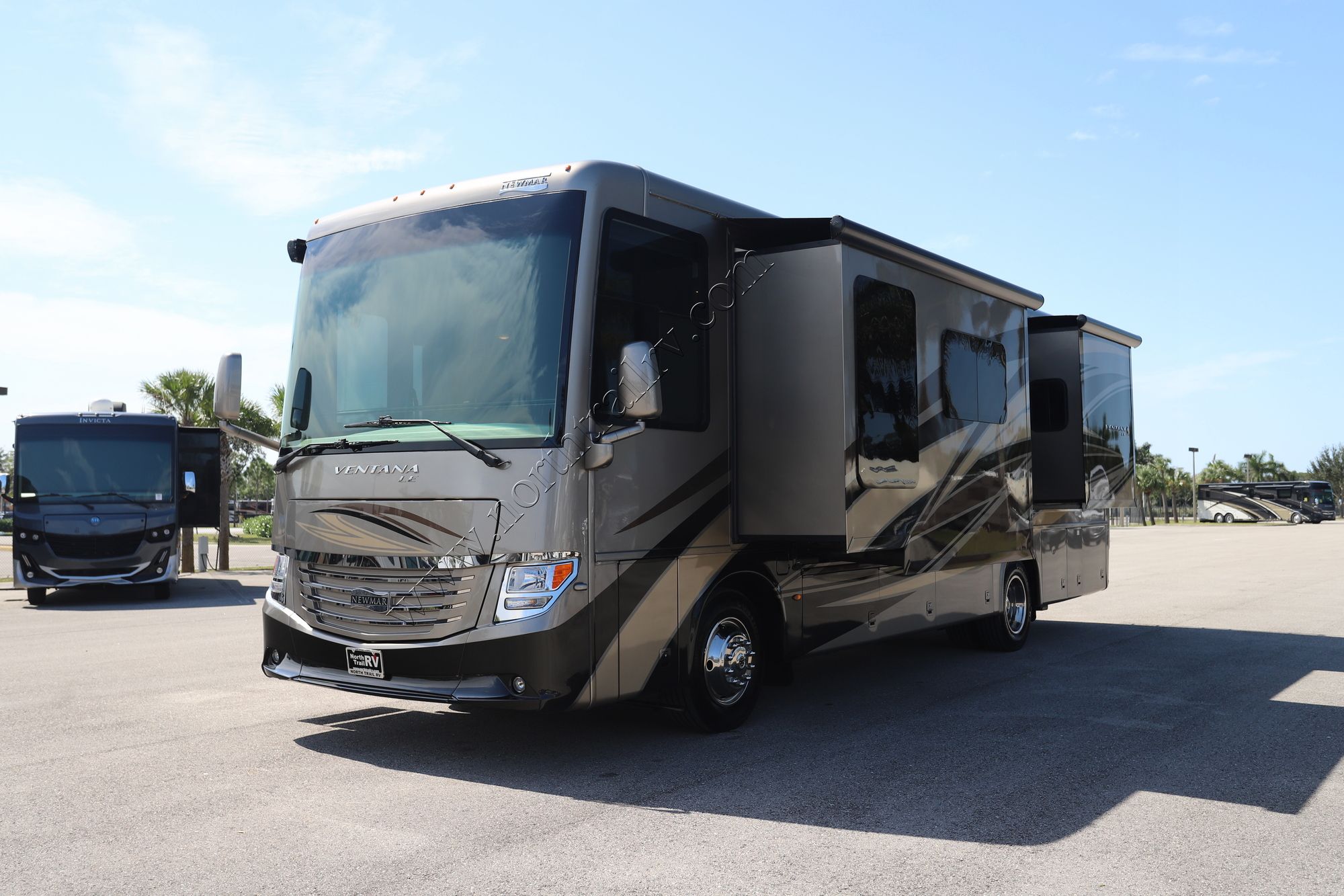 Used 2018 Newmar Ventana Le 3412 Class A  For Sale