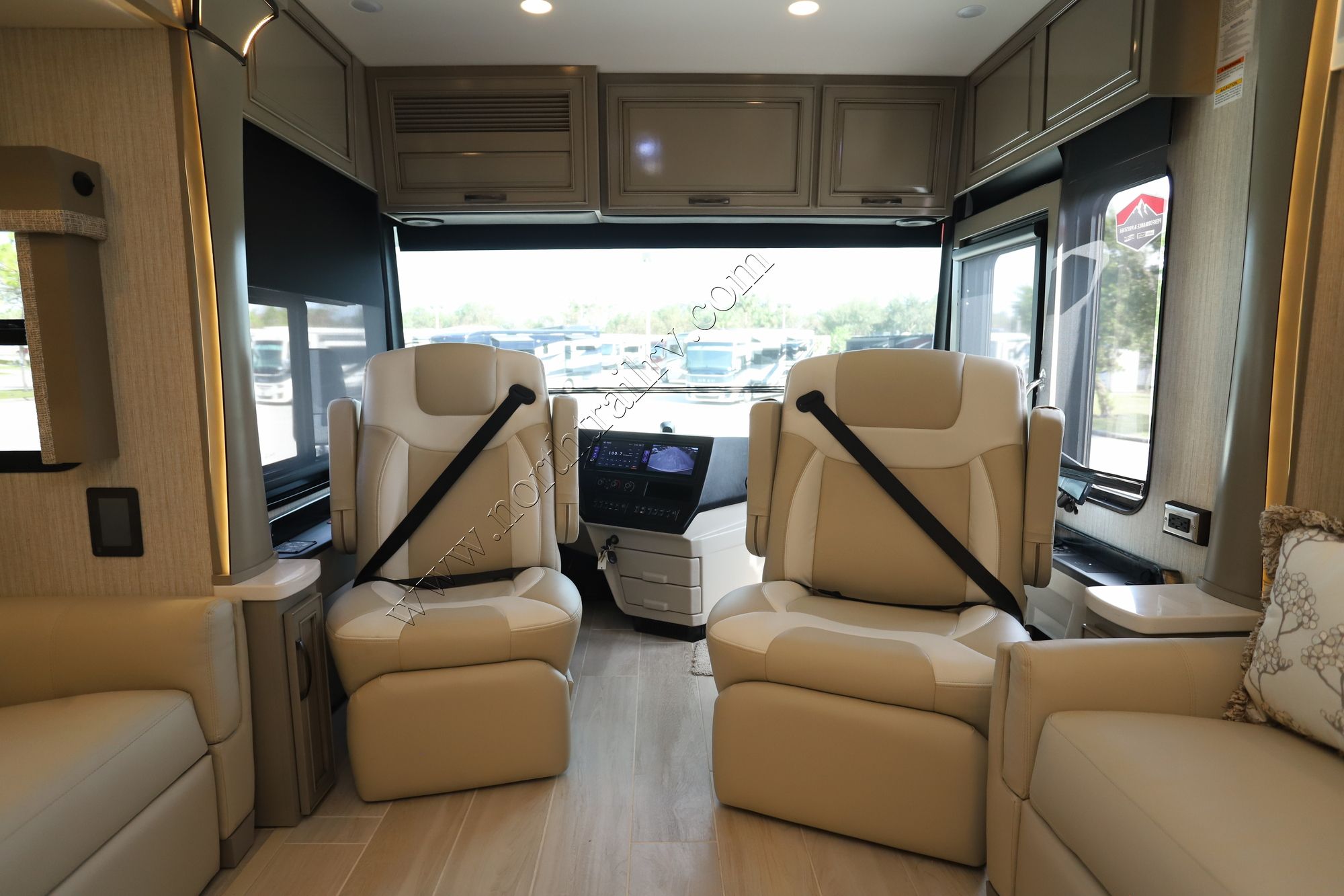 New 2025 Newmar Dutch Star 4325 Class A  For Sale