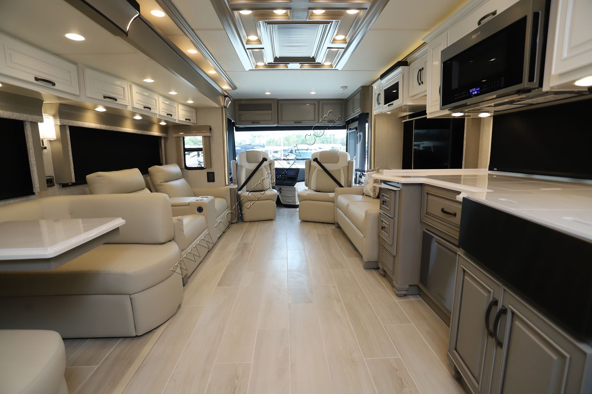 New 2025 Newmar Dutch Star 4325 Class A  For Sale