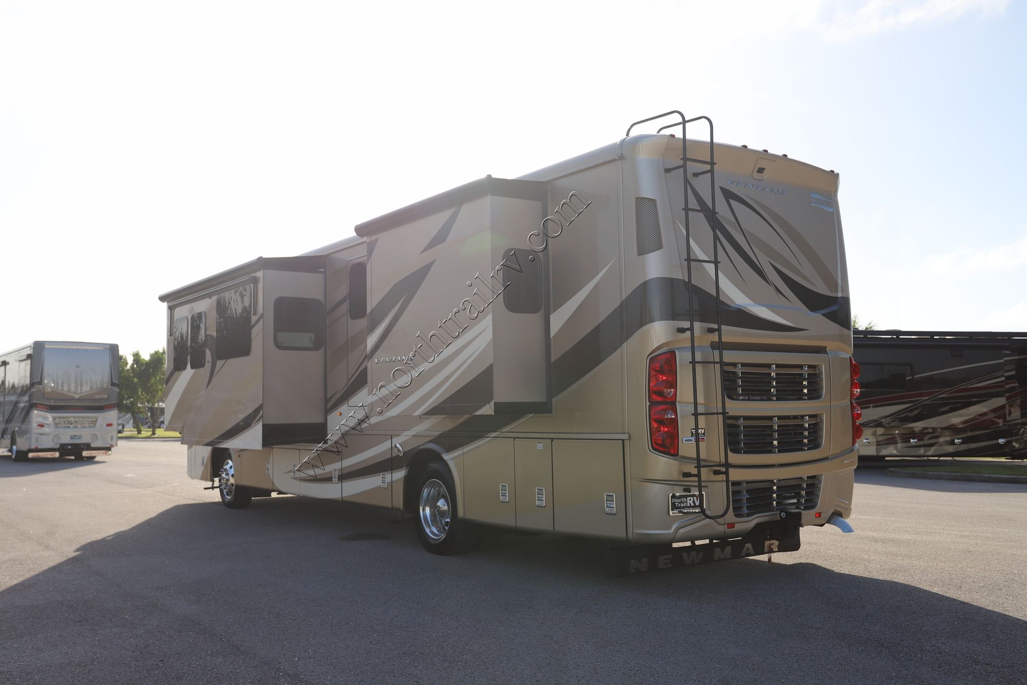 Used 2019 Newmar Ventana 3717 Class A  For Sale