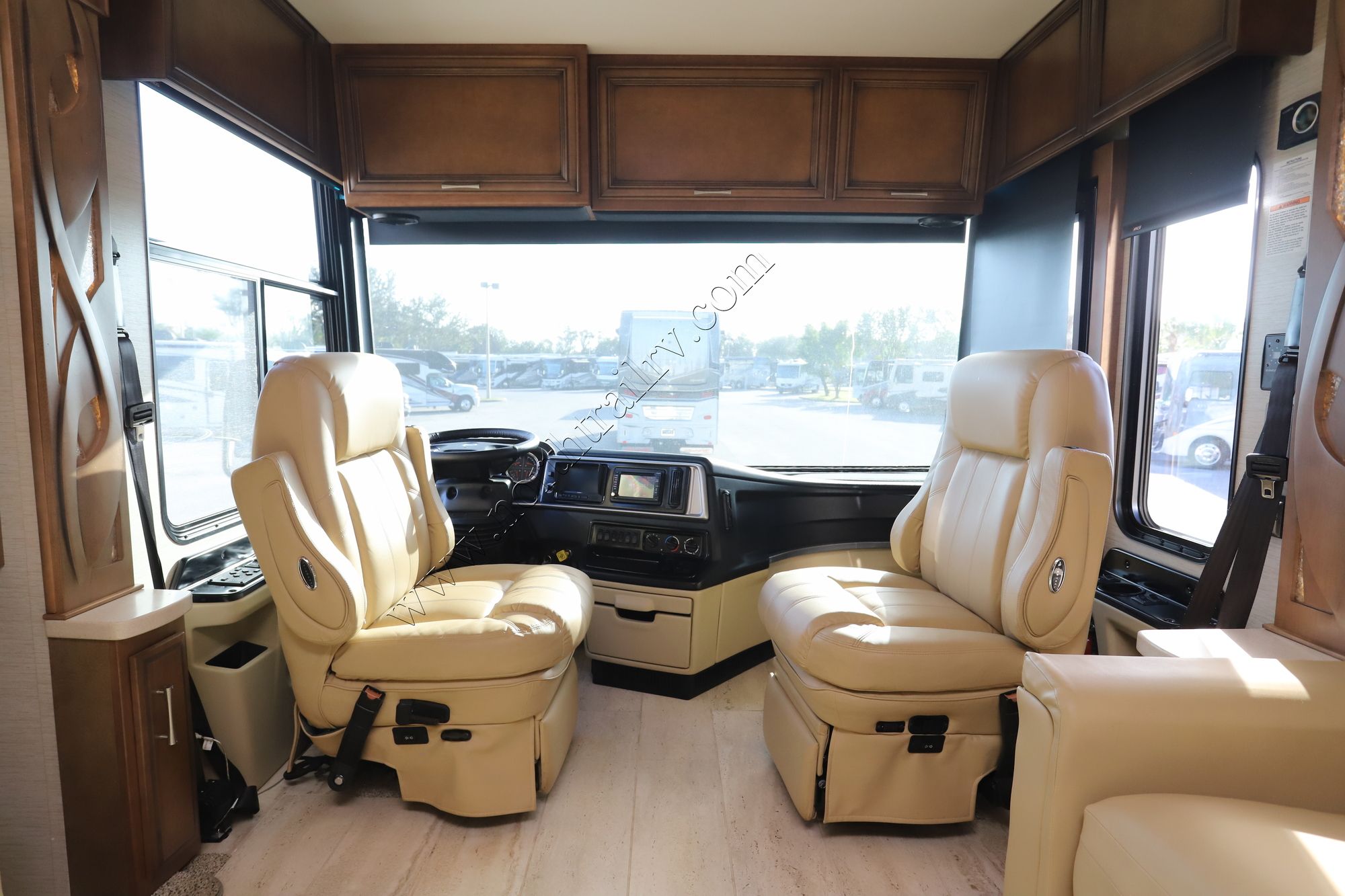 Used 2019 Newmar Ventana 3717 Class A  For Sale