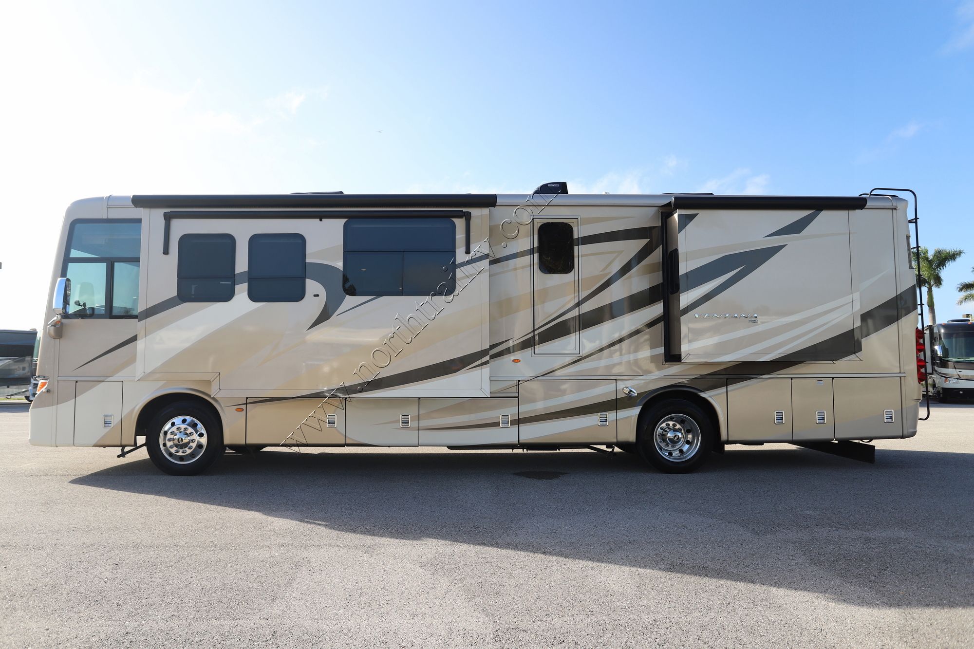 Used 2019 Newmar Ventana 3717 Class A  For Sale