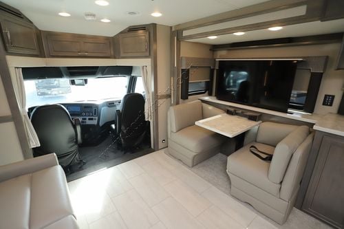 2025 Renegade Rv Explorer 38EMB Super C