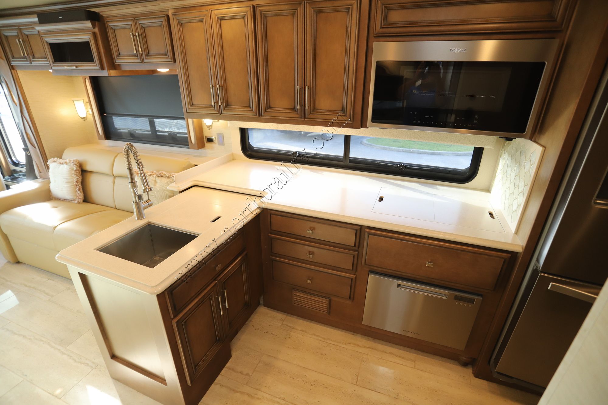 Used 2019 Newmar Ventana 3717 Class A  For Sale