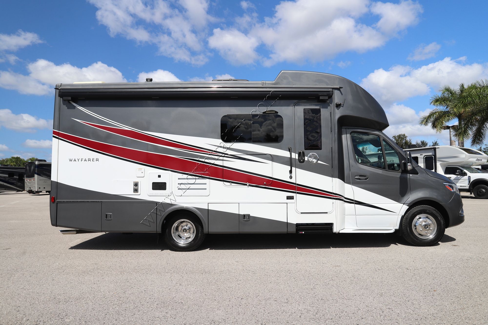 Used 2022 Tiffin Motor Homes Wayfarer 25RW Class C  For Sale