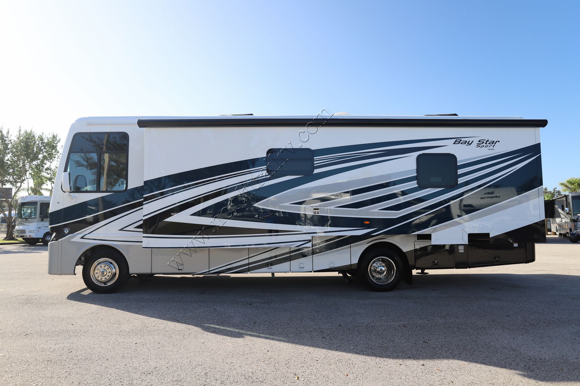 New 2025 Newmar Bay Star Sport 3016 Class A  For Sale