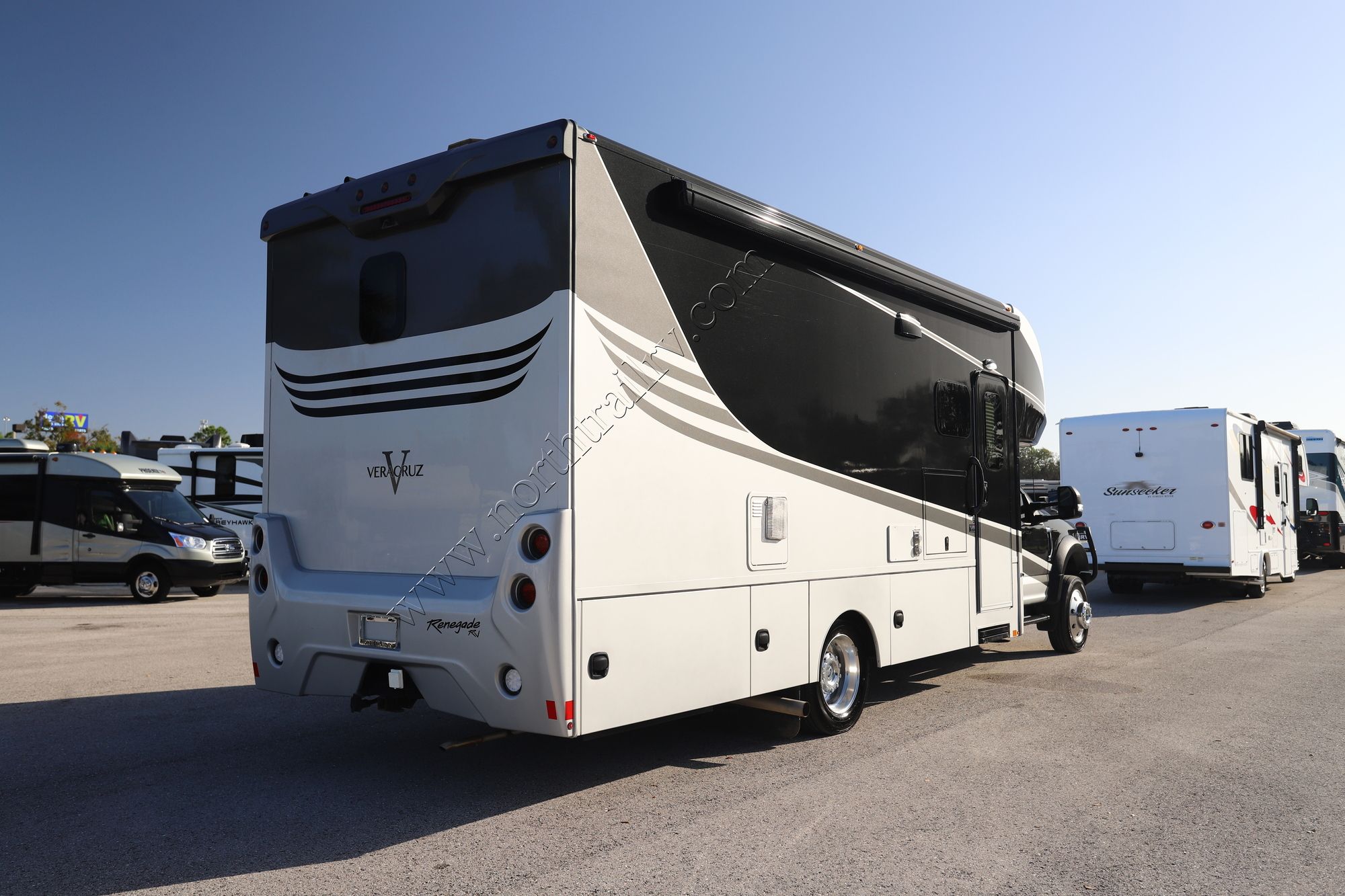 Used 2022 Renegade Rv Vera Cruz 30VRN Super C  For Sale