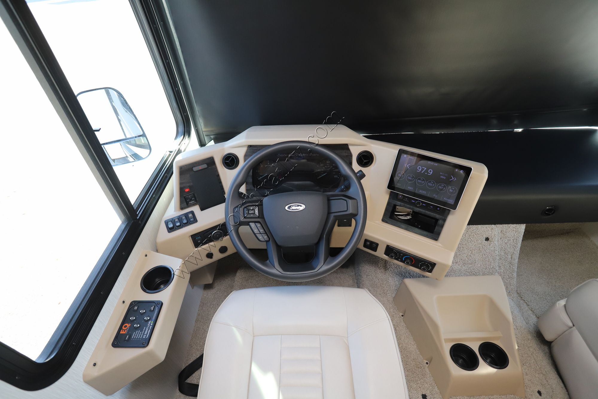 New 2025 Newmar Bay Star Sport 3016 Class A  For Sale