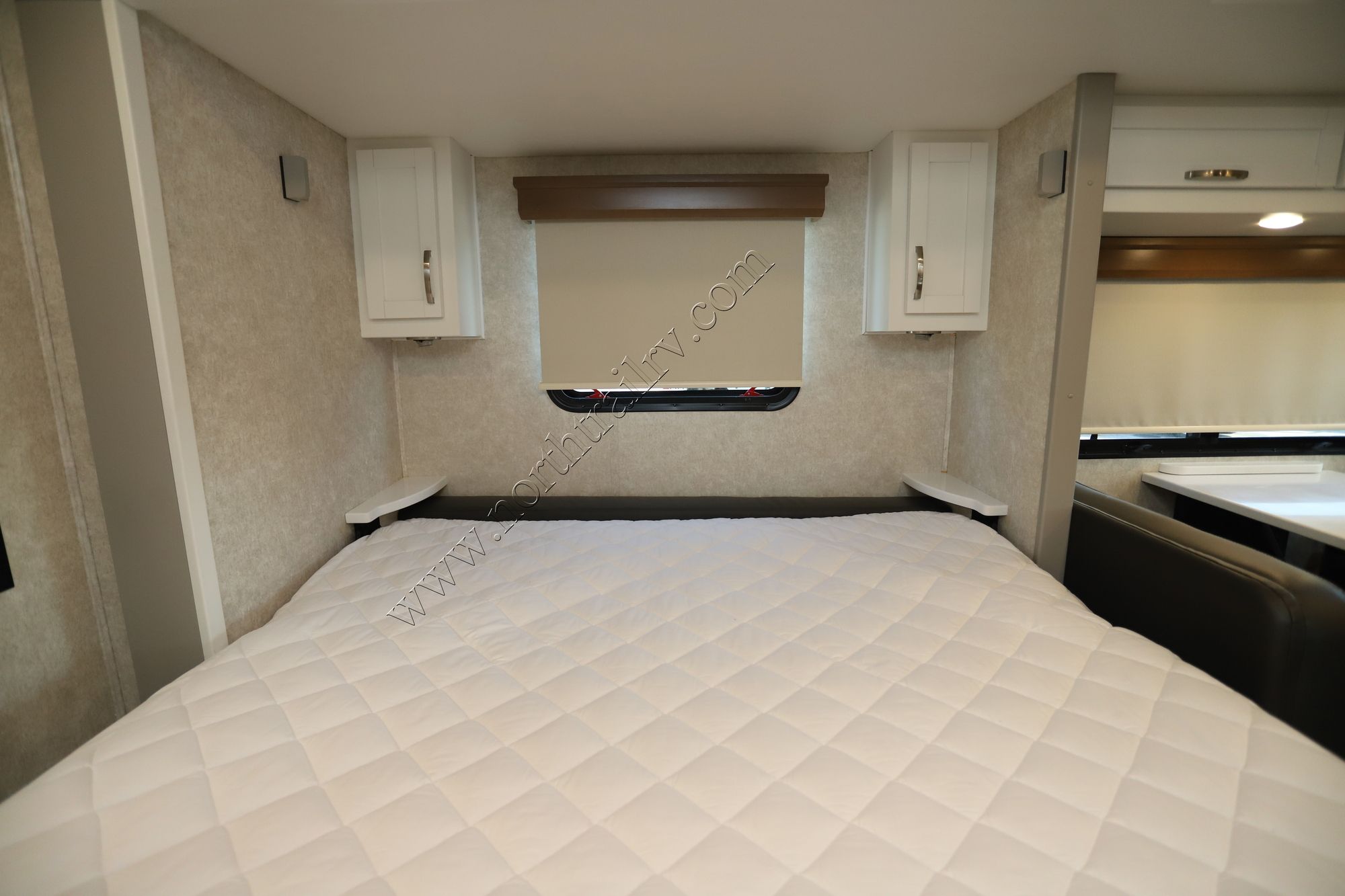 Used 2022 Renegade Rv Vera Cruz 30VRN Super C  For Sale