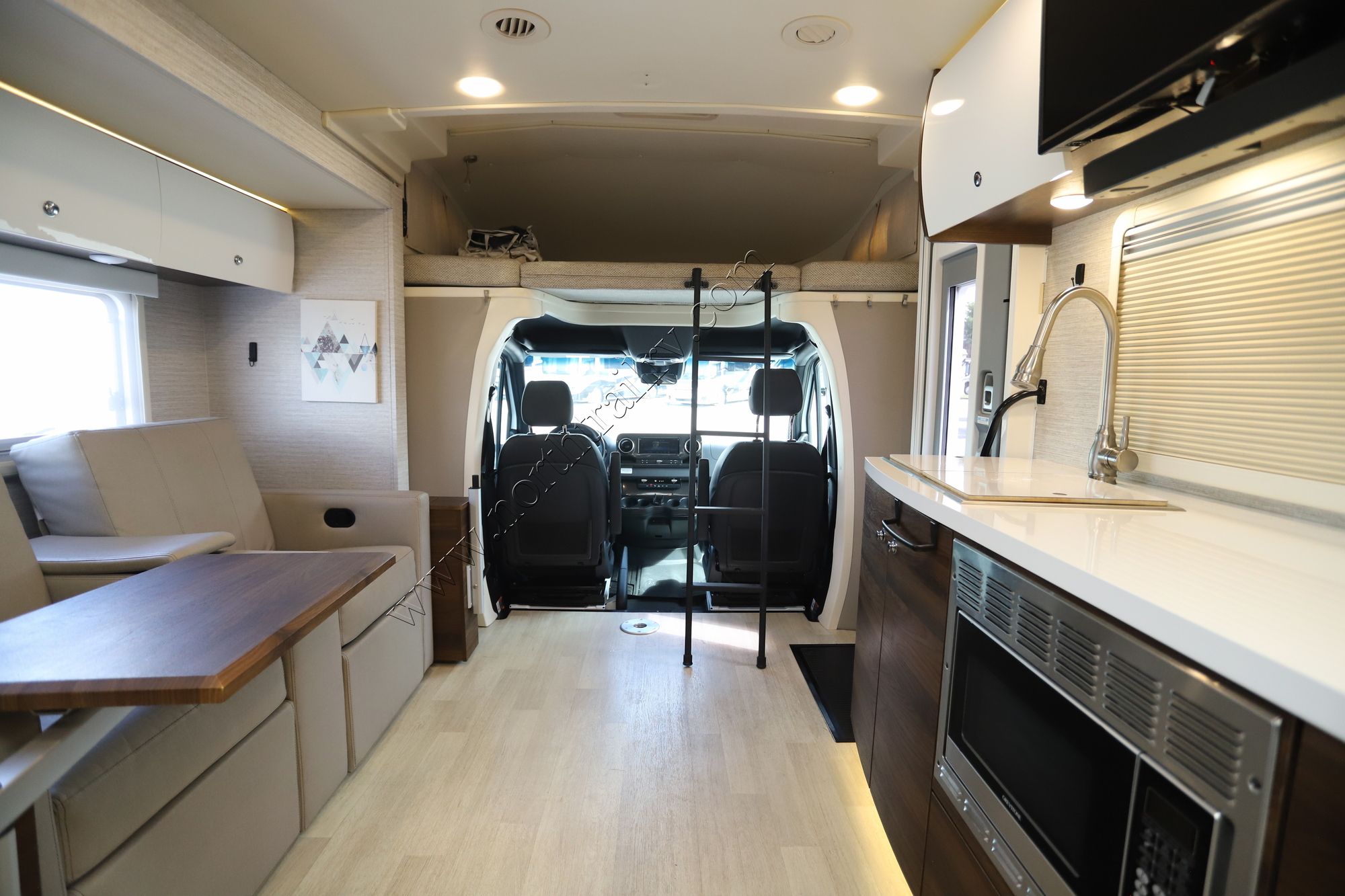 Used 2021 Winnebago View 24D Class C  For Sale