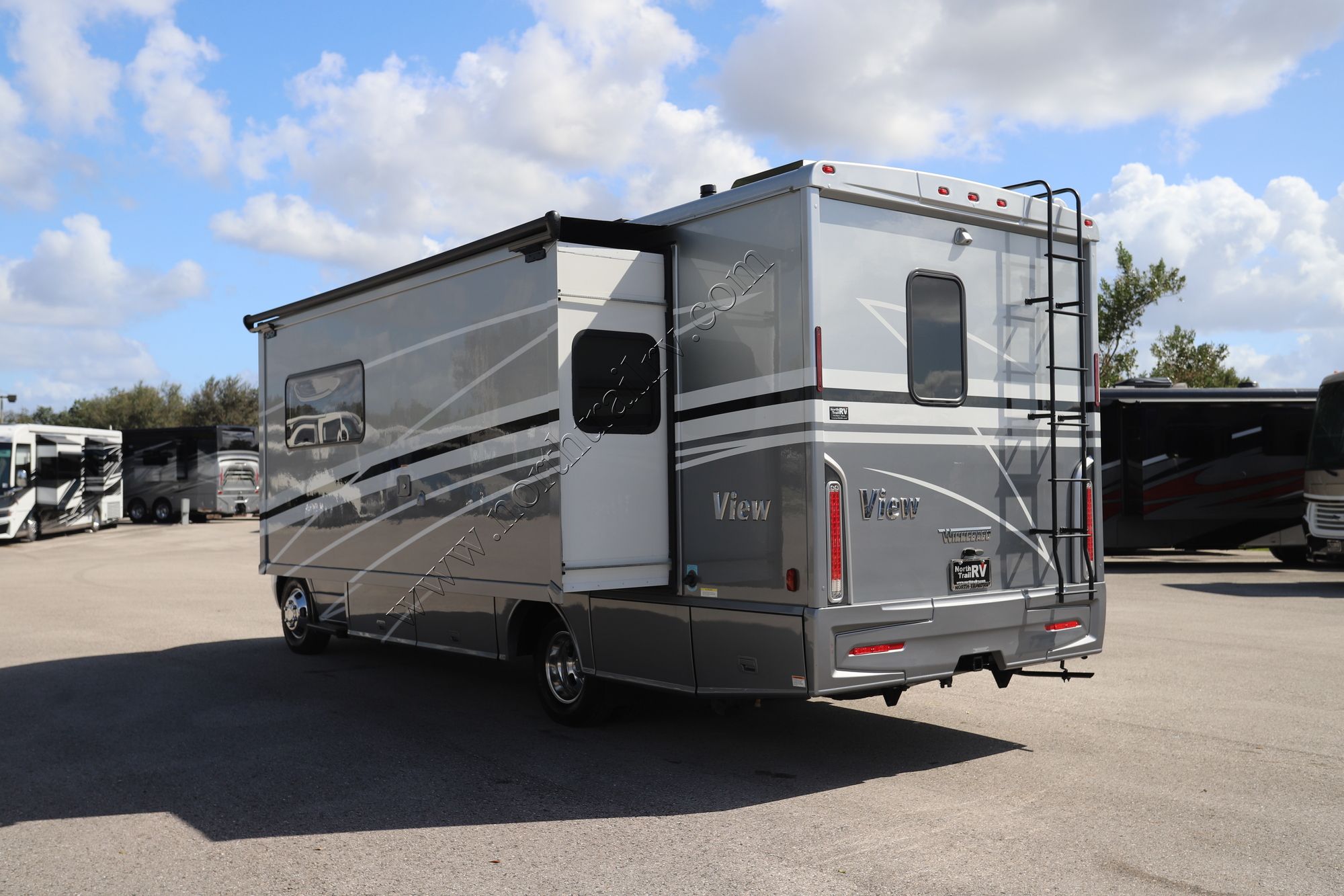 Used 2021 Winnebago View 24D Class C  For Sale